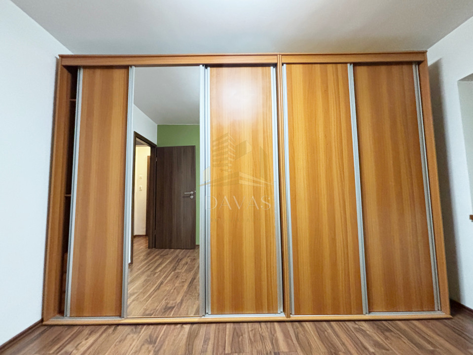 Apartament cu 3 camere decomandate | Între Lacuri | etaj intermediar