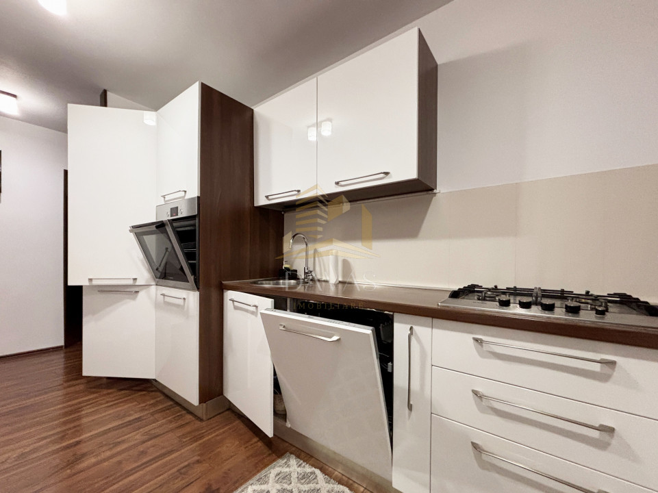Apartament cu 3 camere decomandate | Între Lacuri | etaj intermediar