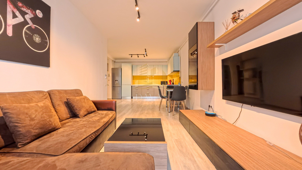 Apartament cu 2 camere semidecomandat | Iris