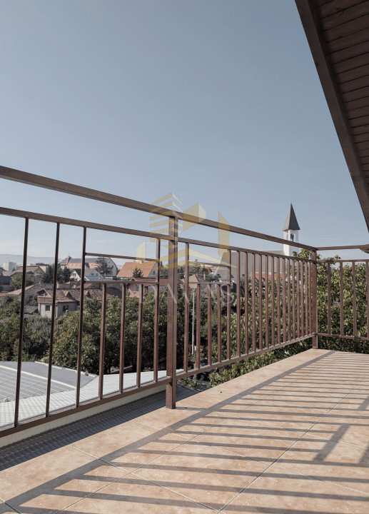 Apartament cu 3 camere semidecomandat | Intre Lacuri | str. Tarnavelor
