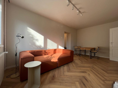 Apartament cu 2 camere semidecomandat | Piata Abator