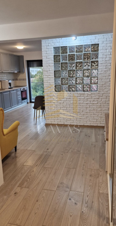 Apartament cu o cameră + nisa de dormit, semidecomandat | Iris