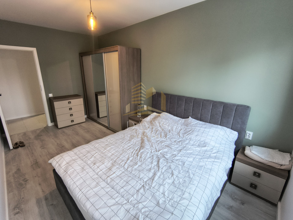 Apartament 2 camere decomandat | zona BMW | Parcare | Etaj intermediar