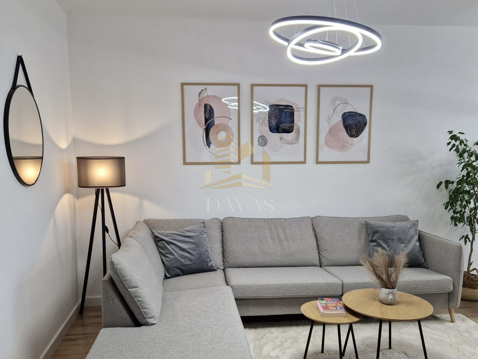 Apartament 2 camere de inchiriat | Semicentral | Etaj intermediar | Parcare 