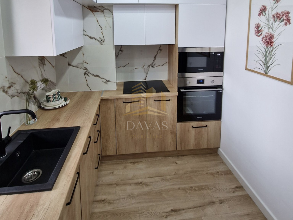 Apartament 2 camere de inchiriat | Semicentral | Etaj intermediar | Parcare 