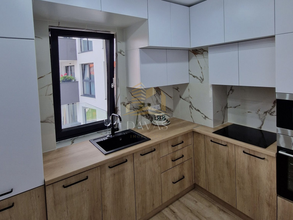 Apartament 2 camere de inchiriat | Semicentral | Etaj intermediar | Parcare 
