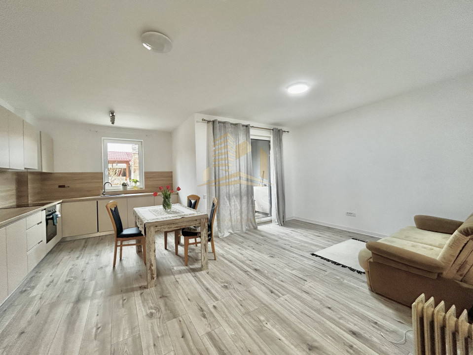 Apartament 2 camere de vanzare | Etaj intermediar | Parcare 