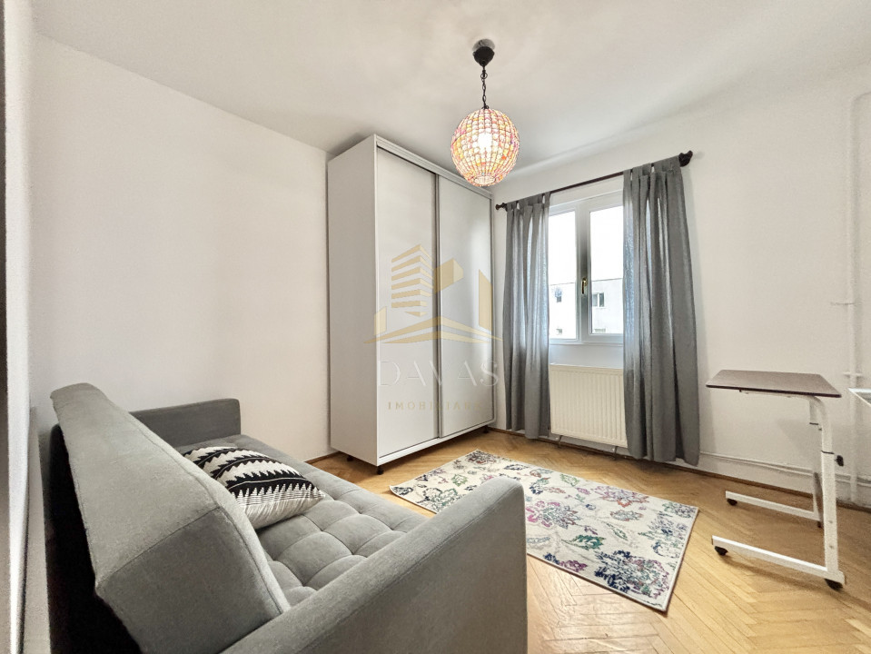 Apartament cu 3 camere semidecomandat | Manastur | str. Mehedinti