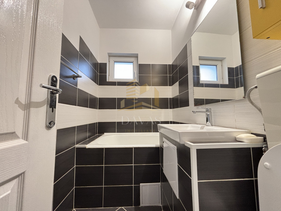 Apartament cu 3 camere semidecomandat | Manastur | str. Mehedinti