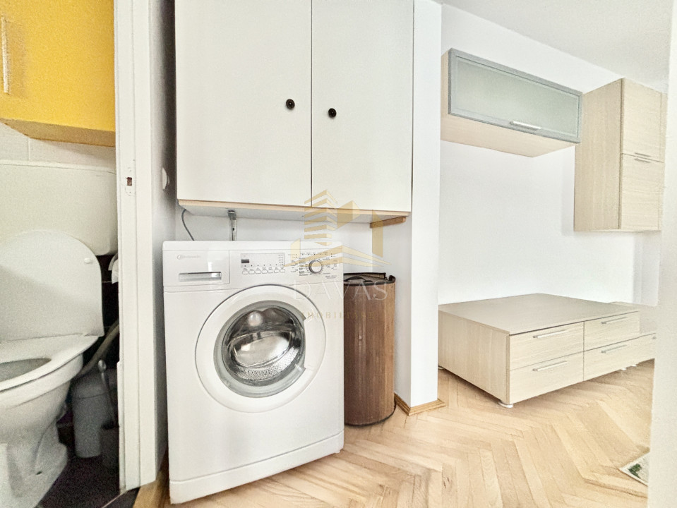 Apartament cu 3 camere semidecomandat | Manastur | str. Mehedinti