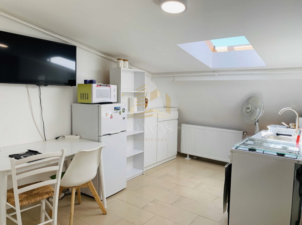 Apartament cu 2 camere semidecomandat | zona Parcul Feroviarilor