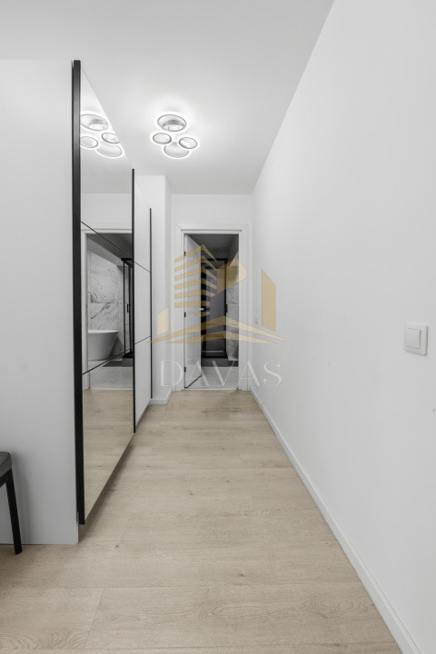 Apartament cu 3 camere semidecomandat | Mărăști | parcare disponibila 