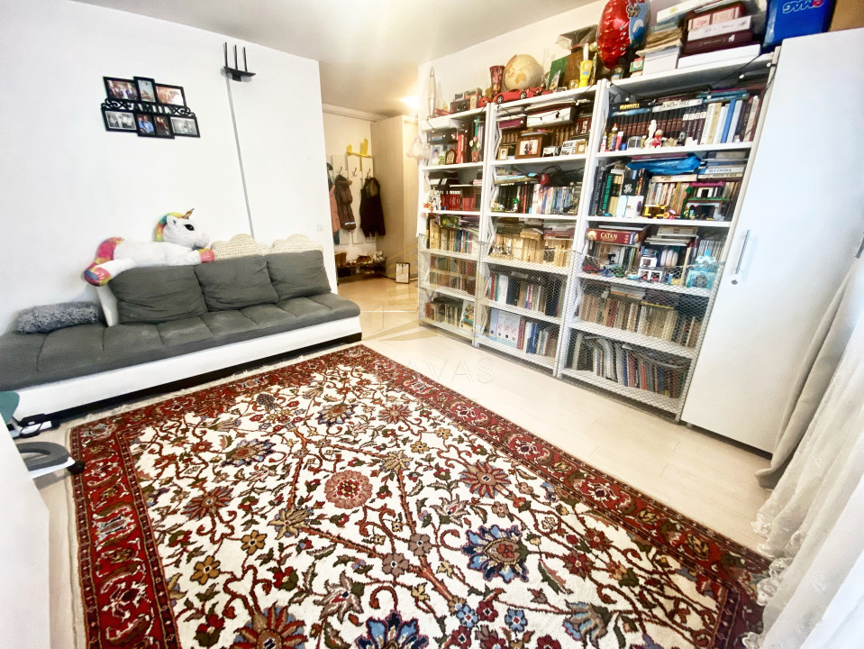 COMISION 0% | Apartament 3 camere| Europa | Etaj intermediar | Doua parcari