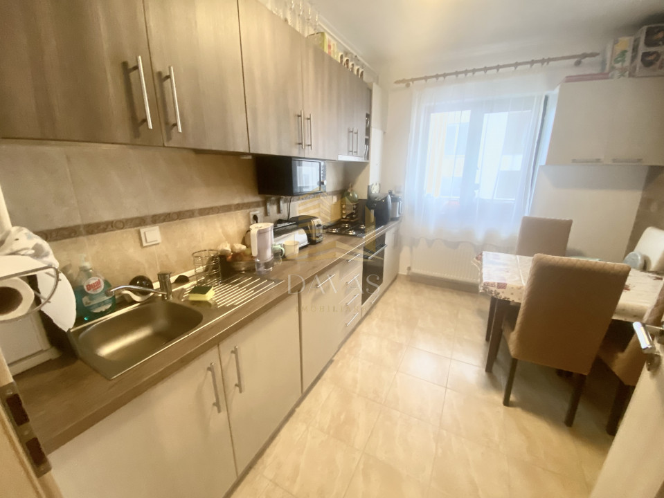COMISION 0% | Apartament 3 camere| Europa | Etaj intermediar | Doua parcari