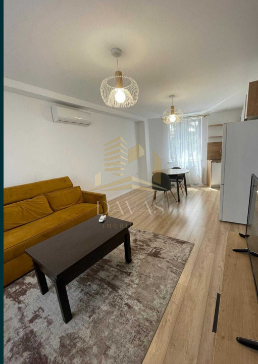 Apartament 2 camere de inchiriat | Semicentral | Etaj intermediar