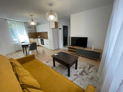 Apartament 2 camere de inchiriat | Semicentral | Etaj intermediar
