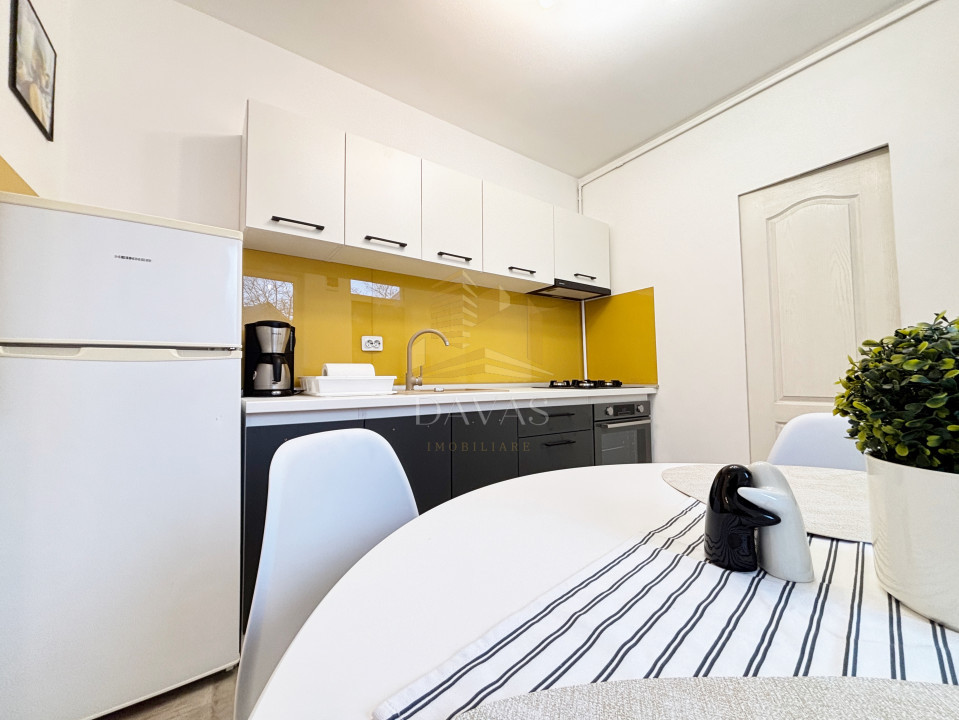 Apartament cu 2 camere cochet | Zona strazii Paris