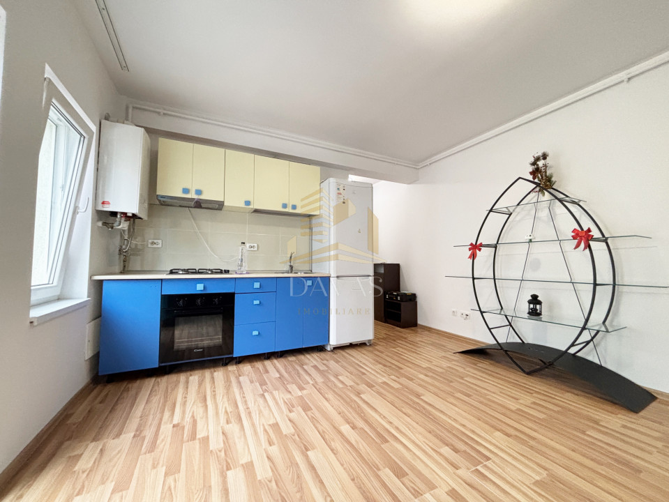 Apartament cu 2 camere semidecomandat | Zorilor 