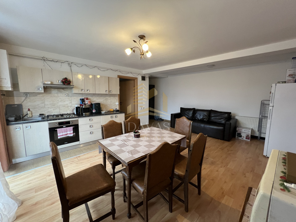 Apartament cu 3 camere | etajul 1 | zona Garii | Dispune de garaj