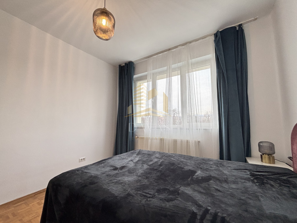 Ocazie | Apartament cu 3 camere |P. Central |  strada Mamaia - vedere spre Somes