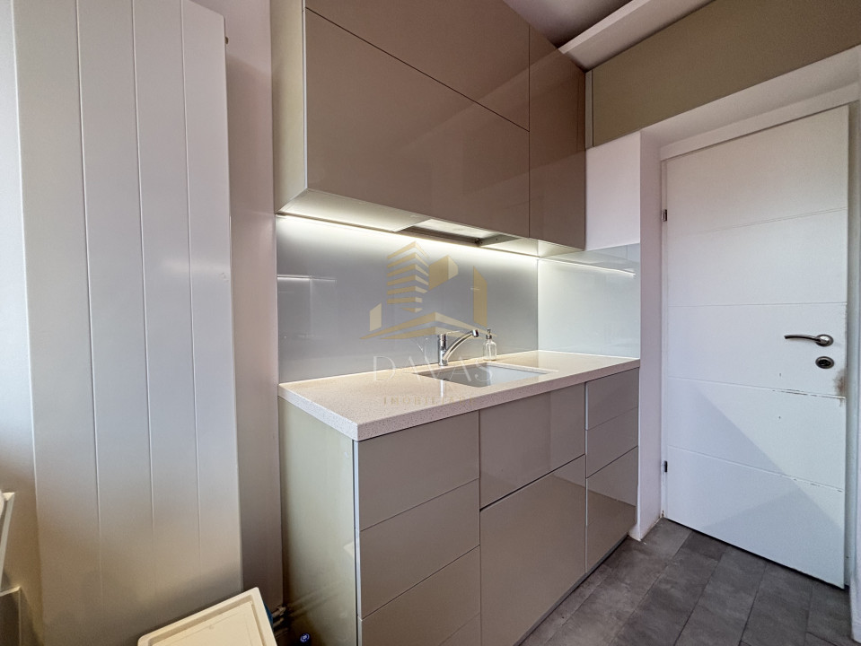 Ocazie | Apartament cu 3 camere |P. Central |  strada Mamaia - vedere spre Somes