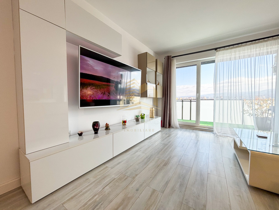 Apartament cu 3 camere | Centru | Priveliște Panoramica