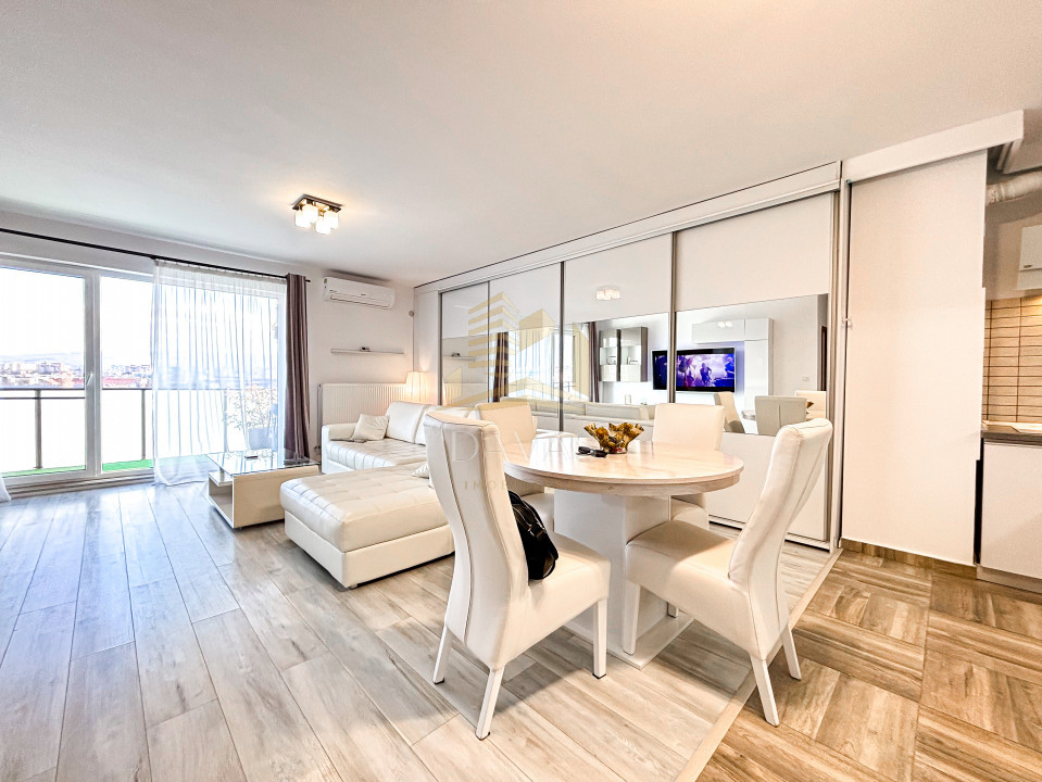 Apartament cu 3 camere | Centru | Priveliște Panoramica