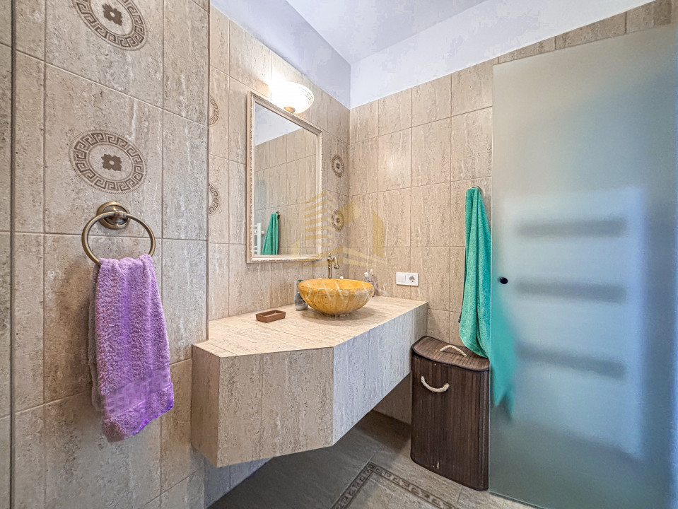 Apartament cu 3 camere | Centru | Priveliște Panoramica