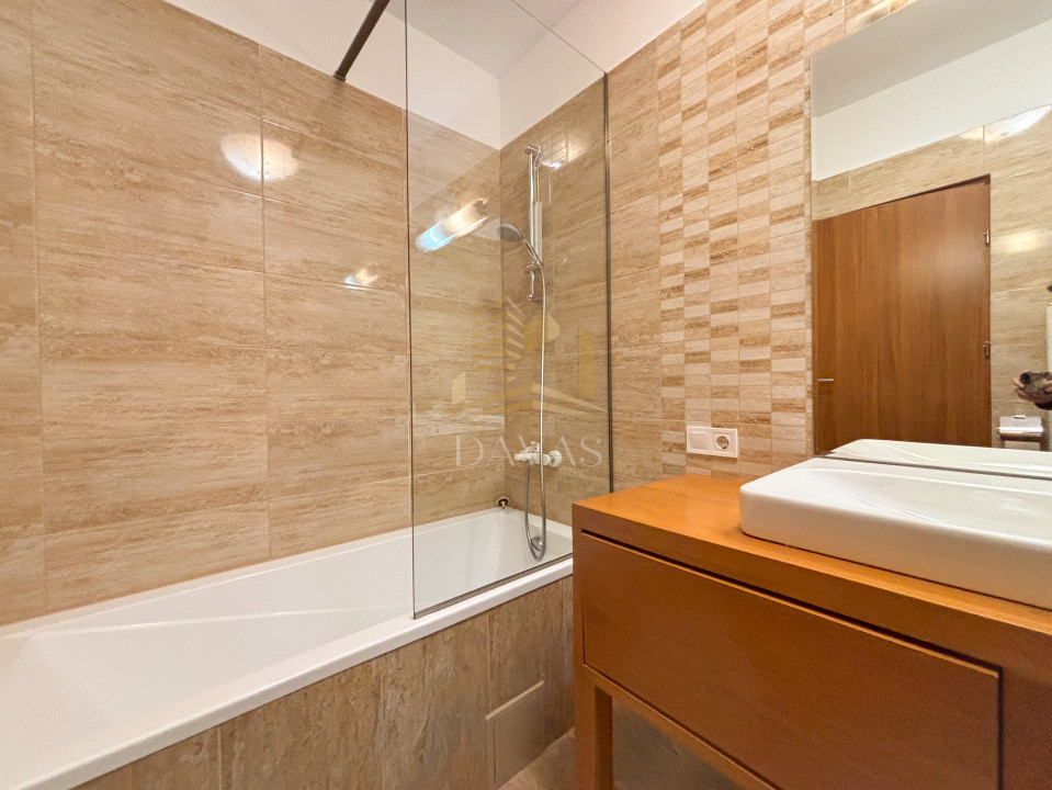 Apartament cu 3 camere | Centru | Priveliște Panoramica