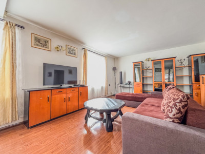 Casa de inchiriat | Valea Chintaului