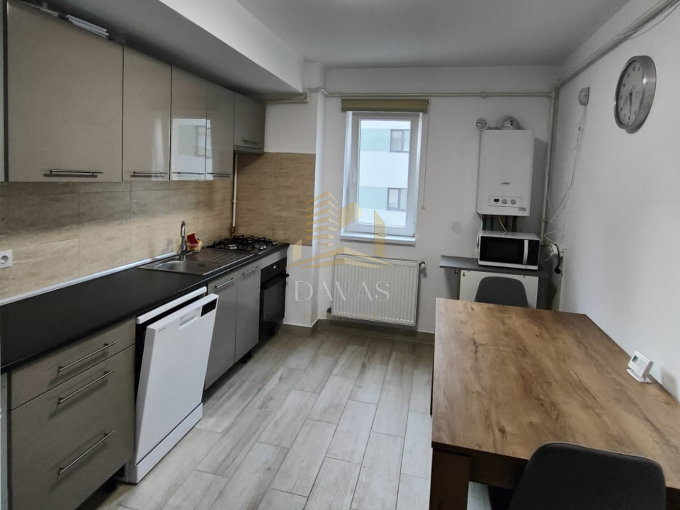 Apartament cu 2 camere decomandate | Borhanci