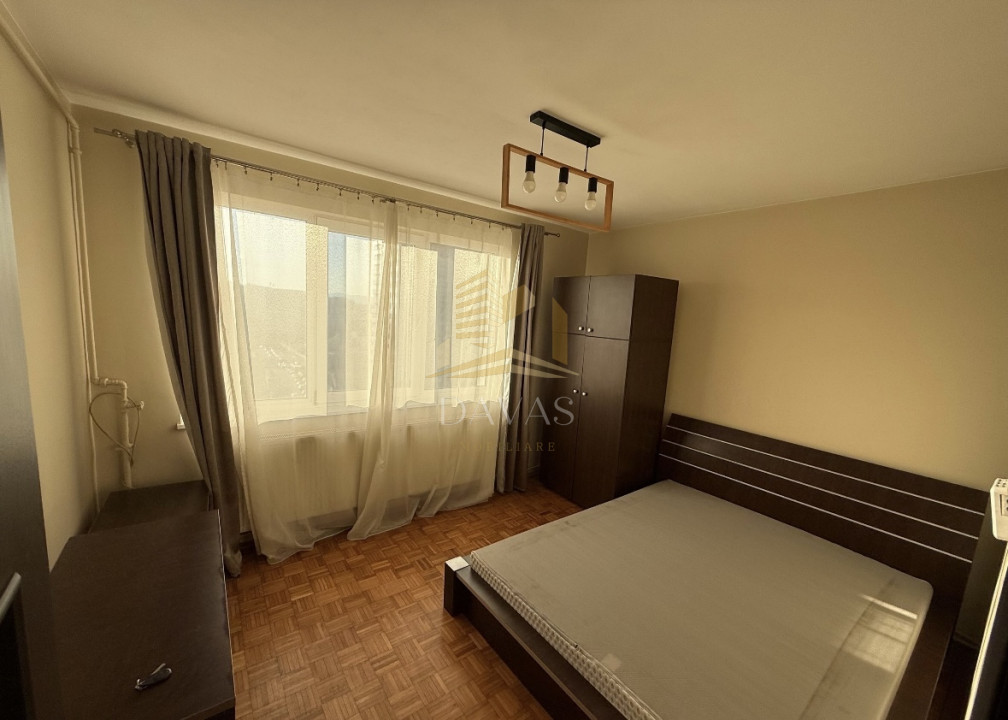 Apartament cu 2 camere decomandat | Piața Abator