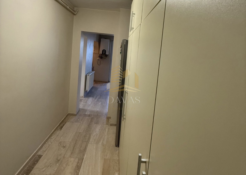 Apartament cu 2 camere decomandat | Piața Abator