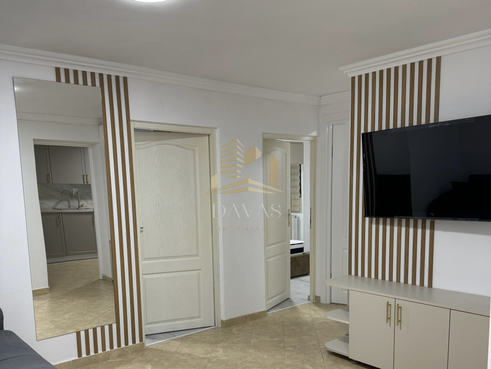 Apartament cu 3 camere semidecomandat | Între Lacuri
