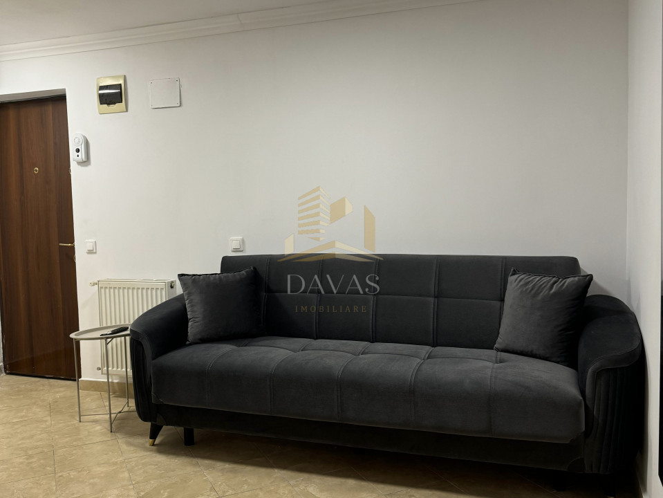 Apartament cu 3 camere semidecomandat | Între Lacuri