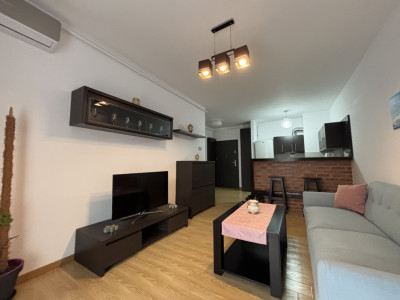Apartament cu 2 camere semidecomandat | Buna Ziua