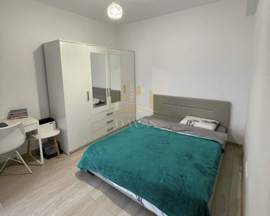 Apartament decomandat de 2 camere | str. Paris